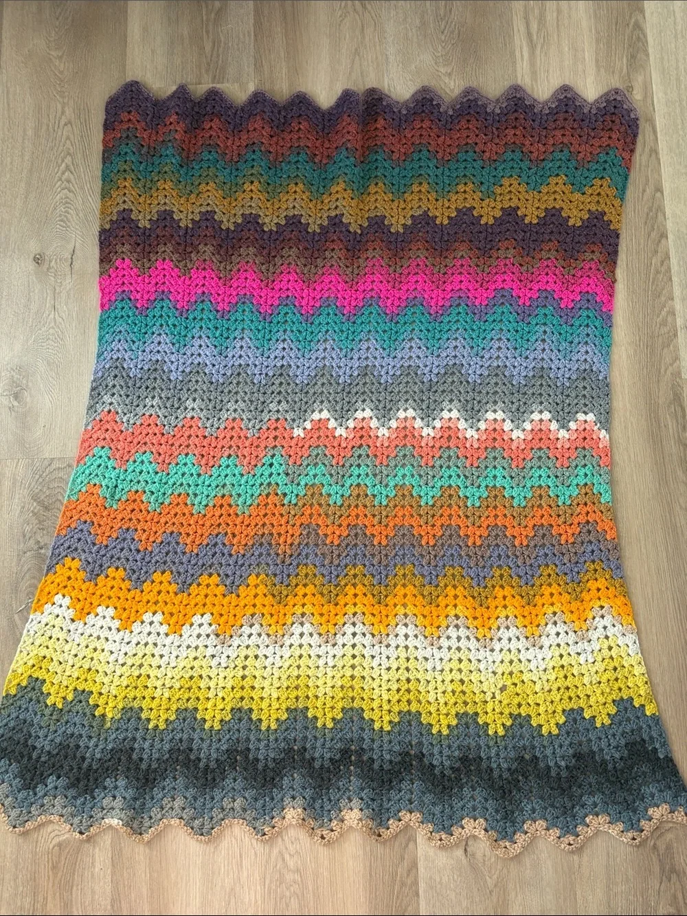 N/A detailed colorful